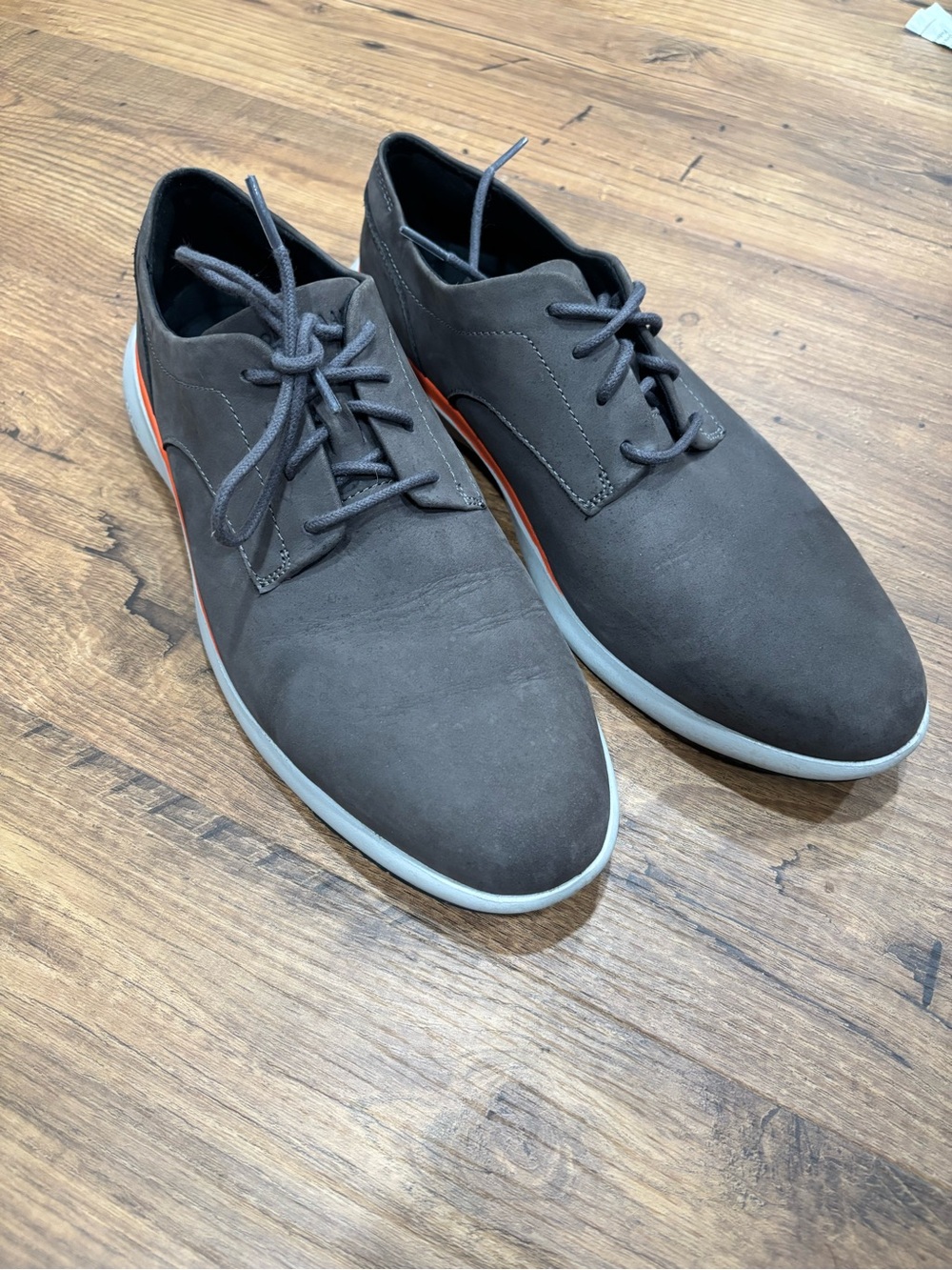 Cole Haan Grand Taupe Grey Sport Oxford with Orange Accent C33761 Size 10M